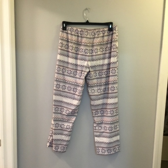 NAUTICA snowflakes themed medium pajama loungewear pants - Picture 14 of 14